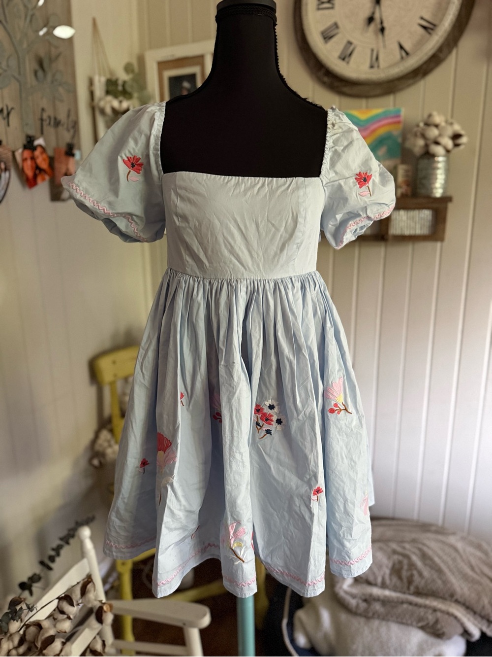 Amable by Mable Light Blue Embroidered Floral Babydoll Dress Sz Small - Picture 6 of 6